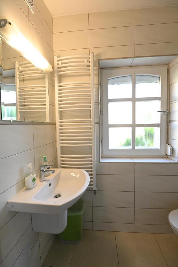 Borbarát Vendégház Eger Esterno foto
